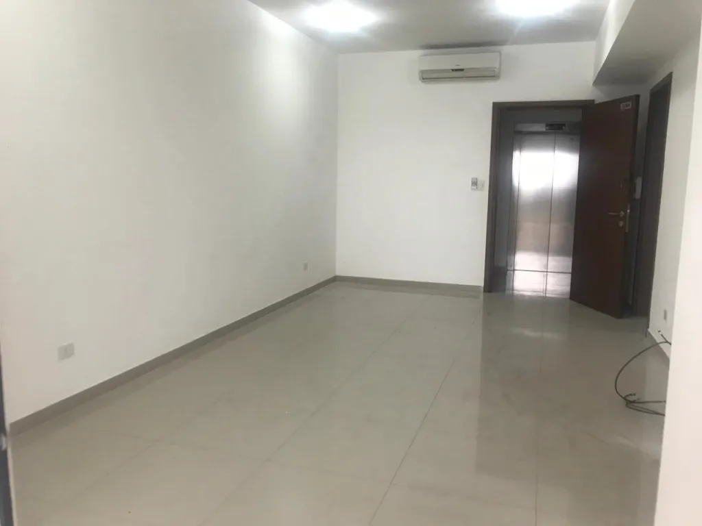 DEPTO DE 2 DORM +ÁREA DE SERVICIO SOBRE STA TERESA — foto 3