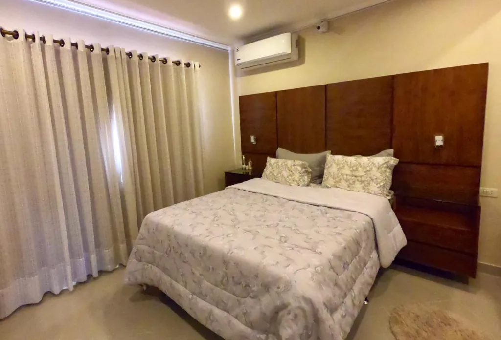 MBURUCUYÁ: ELEGANTE DÚPLEX - JARDÍN, PISCINA- 7.500.000 GS — foto 3