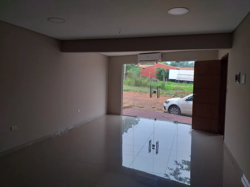 SALON COMERCIAL EN VILLA ELISA — foto 2