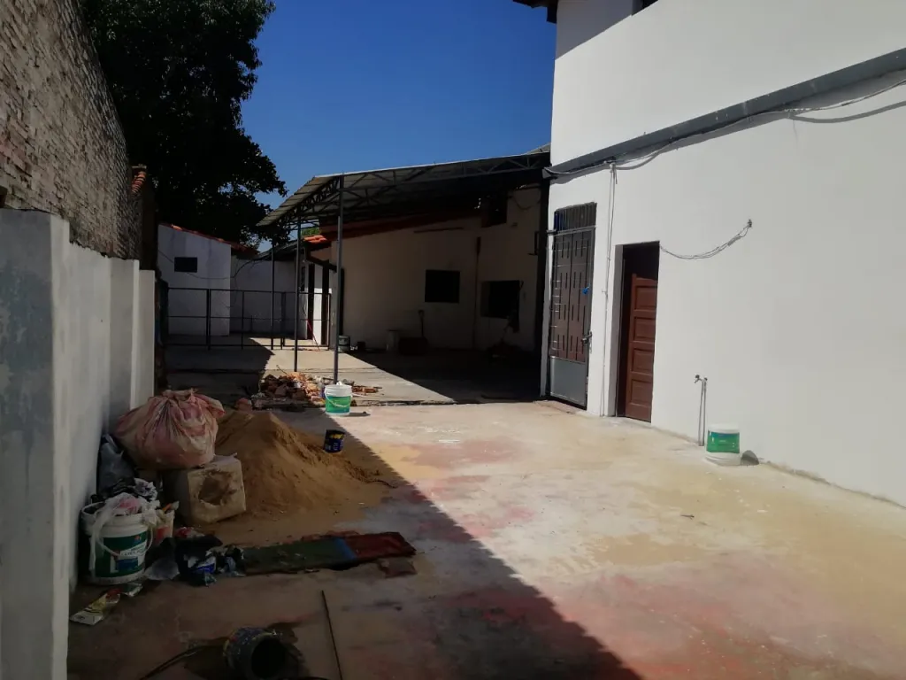 Alquiler salón y deposito para comercioempresas — foto 2