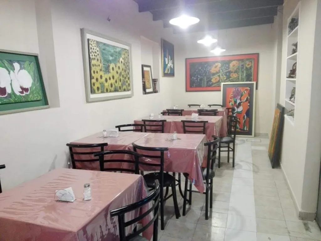 Vendo llave de negocio Gastronómico (Zona Essap) — foto 3