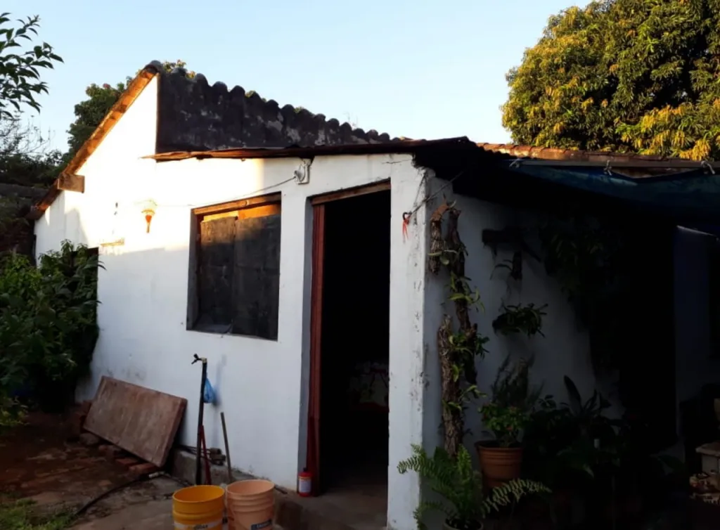 VENDO CASA EN FDO. DE LA MORA ZONA SUR. J4144. — foto 2