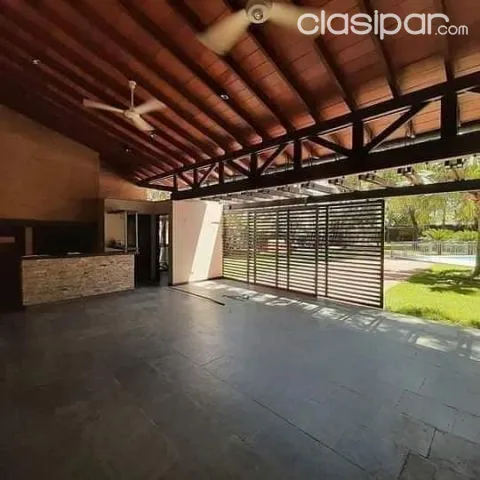VENDO LINDA Y AMPLIA CASA EN SURUBI´I CON 2.500 m2 TERRENO — foto 3