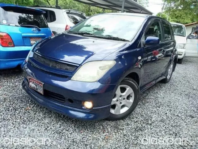 Toyota Ist 2002 - foto 2