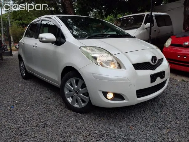 Toyota Vitz 2009 - foto 2