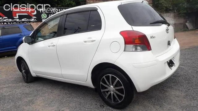 Toyota Vitz 2010 — foto 3