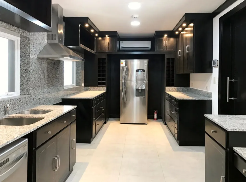 casa Moderna de primer nivel zona Colegio Americano (ASA) - Barrio Manora — foto 2