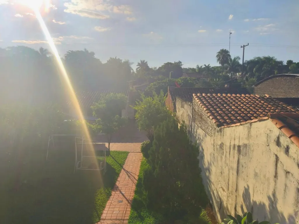 VENDO HERMOSA CASA CON EXCELENTE UBICACIÓN EN LUQUE. J4130. — foto 2