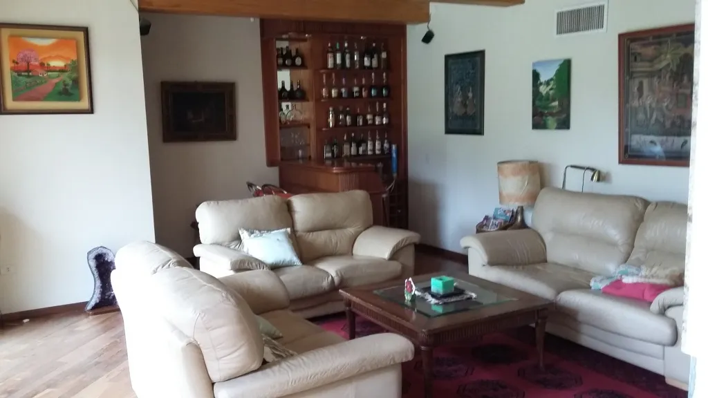 ALQUILER DE RESIDENCIA EN FERNANDO DE LA MORA ZONA NORTE — foto 3