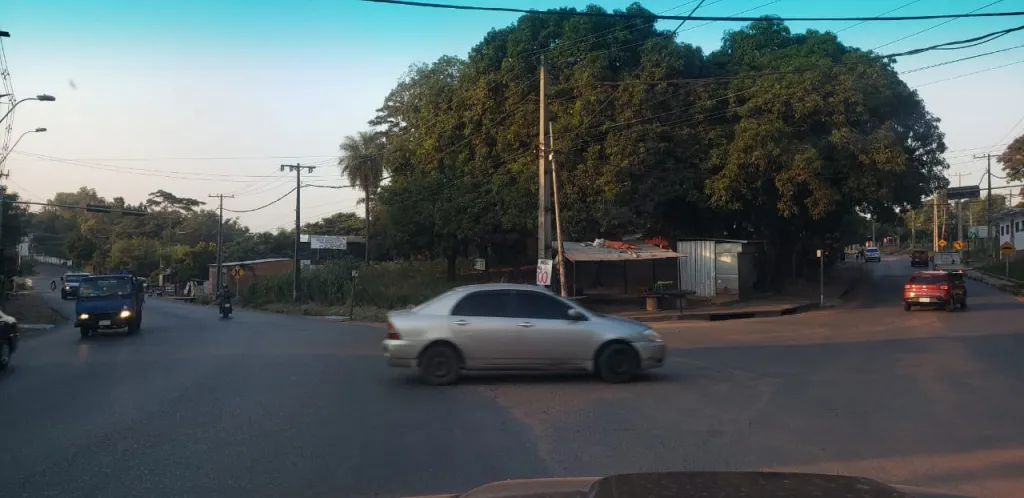 Propiedad de 2.150 mts2 en Central. Habilitada para Estación de servicio - Surtidor. — foto 2