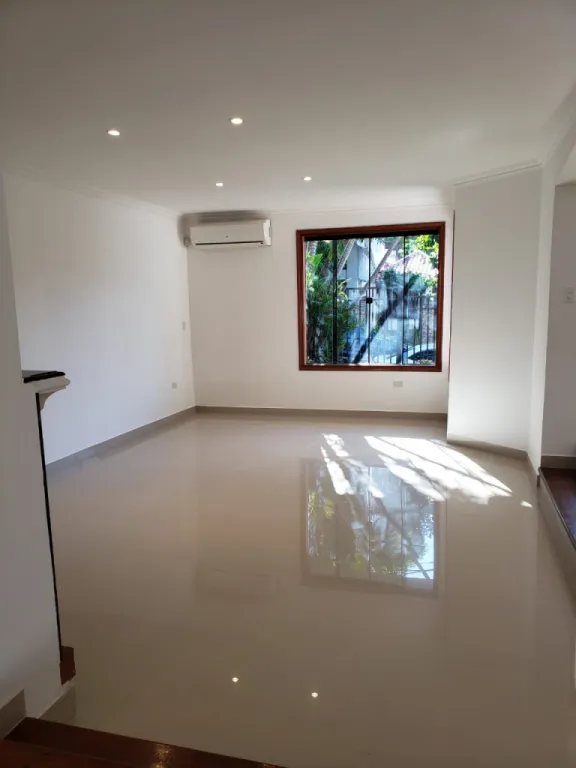 VILLA MORRA: IDEAL P EMPRESAS Y OFICINAS - 1.800 USD — foto 3