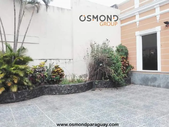 HERMOSO LOCAL EN CENTRO DE ASUNCIÓN — foto 3