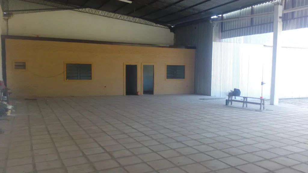 LIMPIO – AEROPUERTO S RUTA: 2.000 M2 + TERRENO 8.000 M2 — foto 3