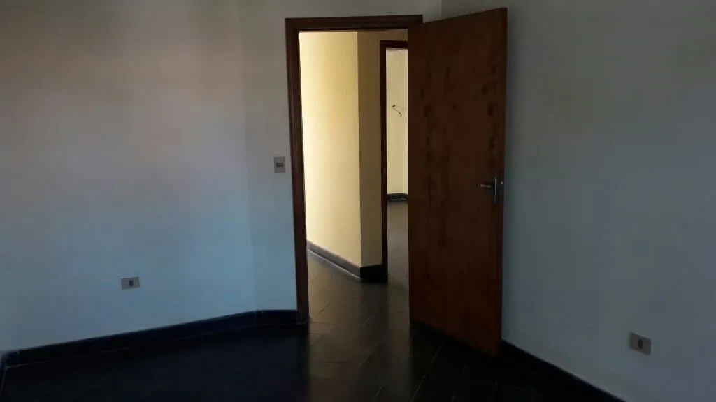 DEPTOS.: DE 2 DORMITORIOS C PLACARD — foto 3