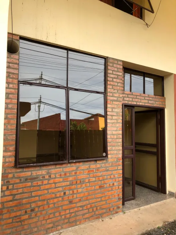 HABITACION CON BAÑO Y A.A. Zona Pinoza — foto 2