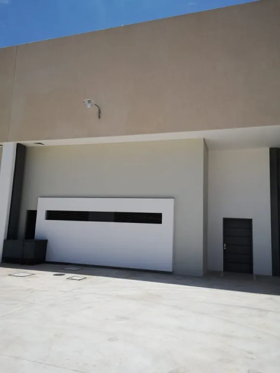 Z SEMINARIO: 2 DEPÓSITOS PREMIUM + OFICINAS + ESTACIONAMIENTOS – 2.500 USD CU. — foto 3