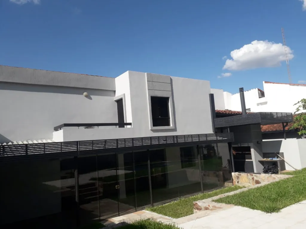 SEMINARIO EN OFERTA: 600 M2, ELEGANTE RESIDENCIA, IMPECABLE ESTADO - HOY SÓLO 380.000 USD — foto 2
