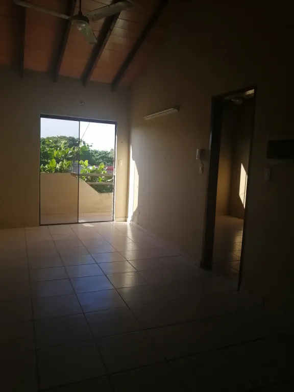 Edificio de 3 pisos con 5 departamentos — foto 3