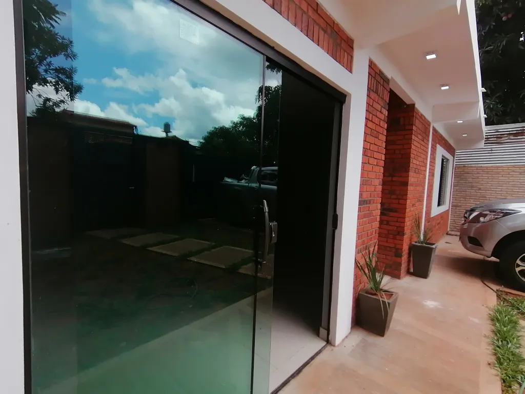 A estrenar hermosa casa en San Lorenzo — foto 2