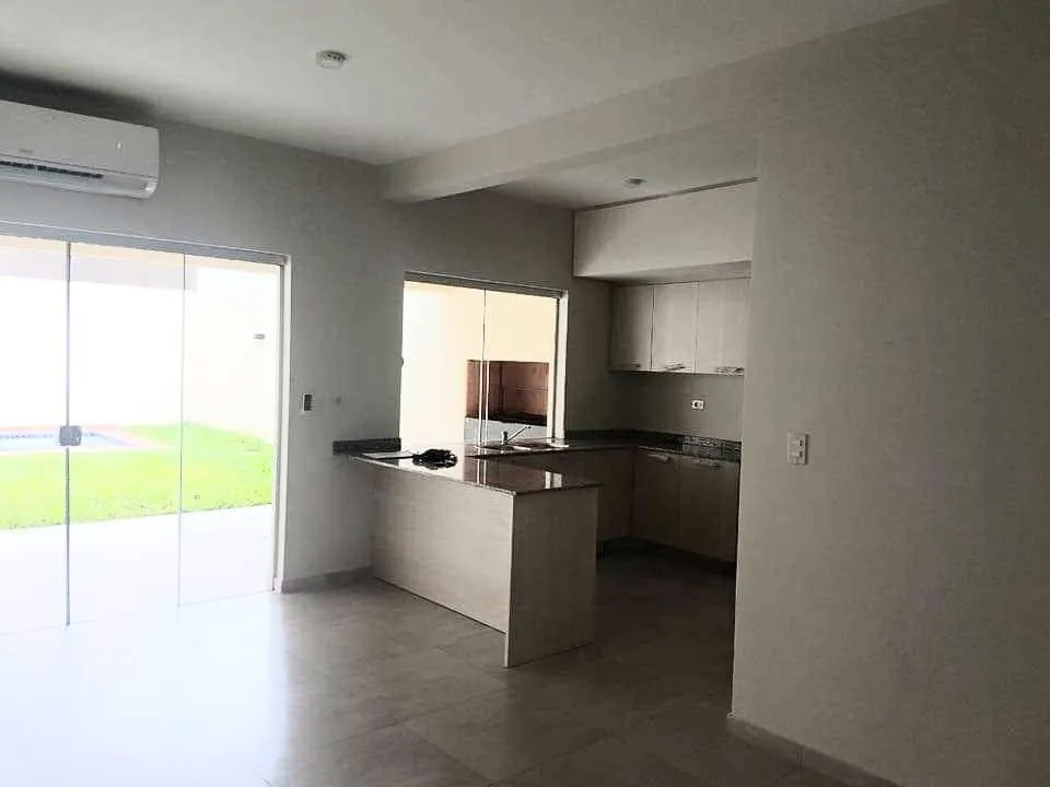 ALQUILO DUPLEX ZONA VILLA ADELA — foto 2