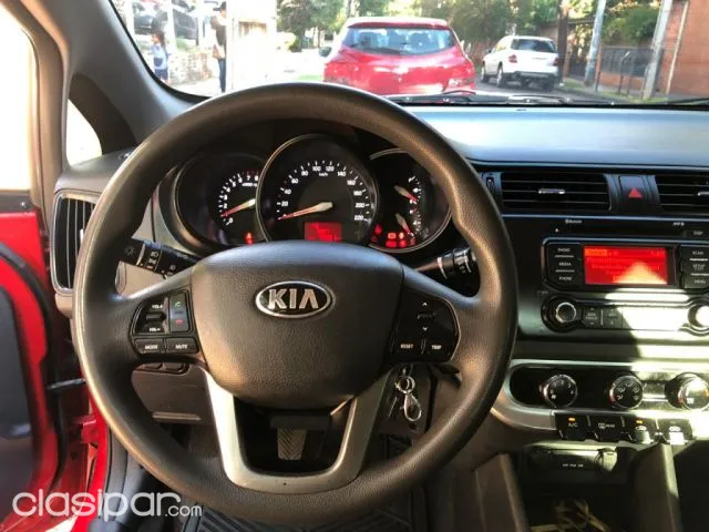 Kia Rio 2015 - foto 2
