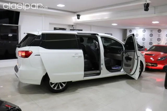 Kia Carnival 2019 — foto 4