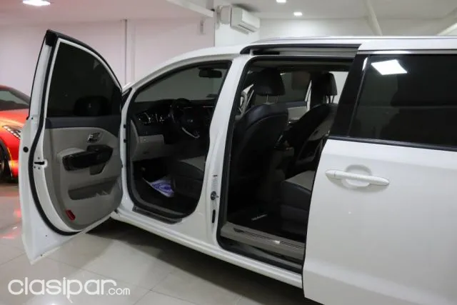 Kia Carnival 2019 — foto 7