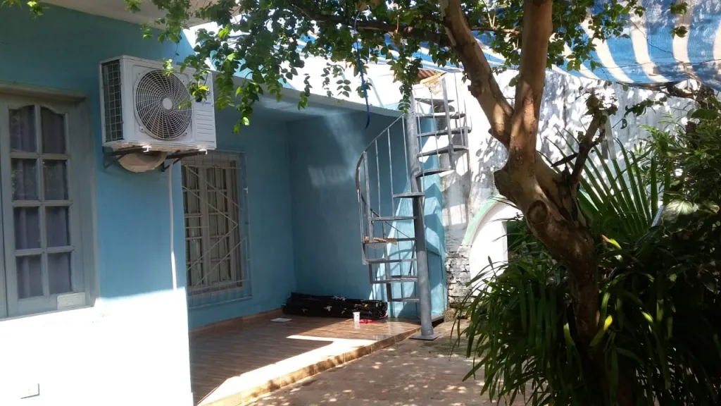 AMPLIA CASA SAN LORENZO- UNICA!!!! — foto 2