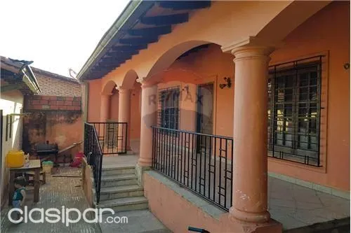 CASA EN M.R.ALONSO SOBRE ASFALO — foto 2