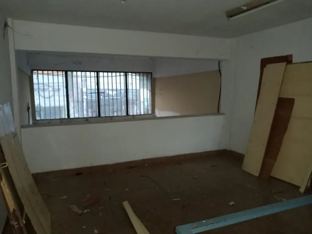 Se alquila local comercial en Luque — foto 2