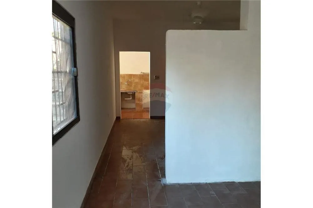 CASA EN ÑEMBY — foto 2