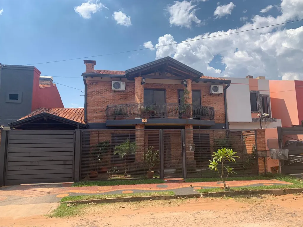 Vendo Casa Zona Luque, zona residencial — foto 2