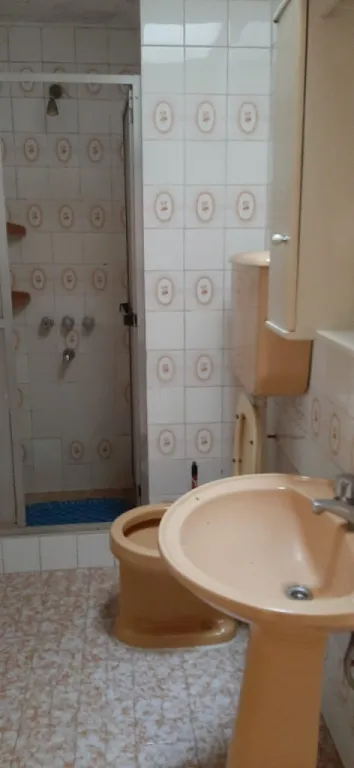 Alquilo hermosa casa de 2 plant unas en el Centro de Asunción! — foto 3