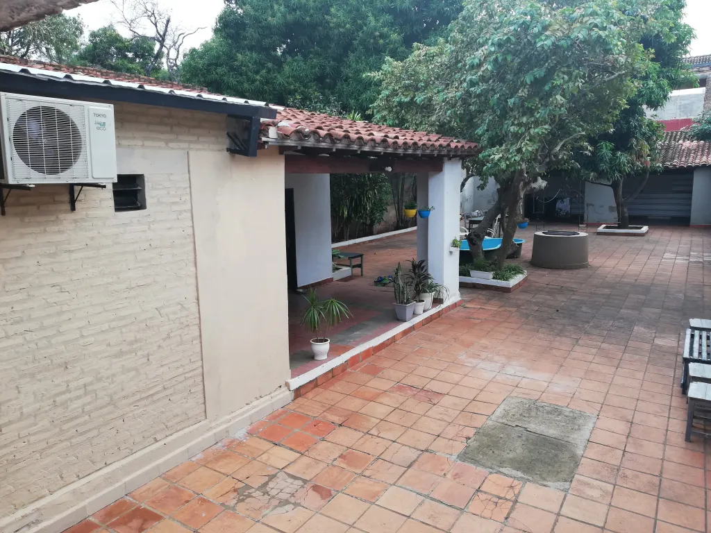 VENTA DE CASA EN LUQUE — foto 3