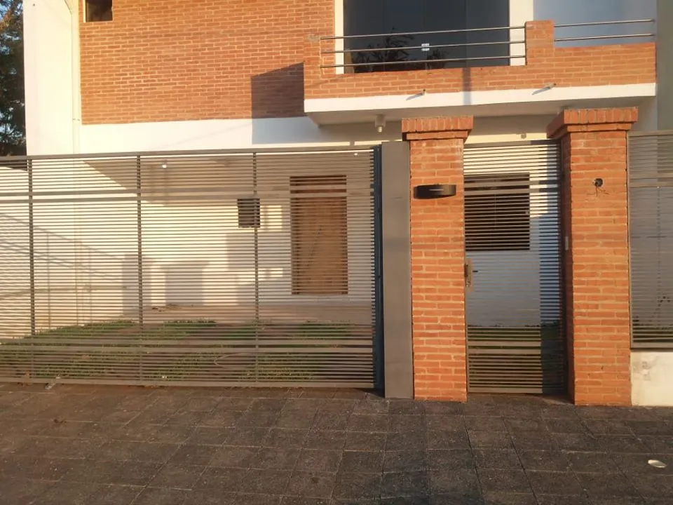 Vendo Duplex a estrenar de 2 Pisos en Villa Elisa cerca del Club Sol de America. — foto 2