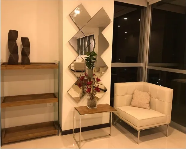 EDIF. MIAMI – VILLA MORRA: 3 DORMITORIOS, TOTALMENTE AMOBLADO Y DECORADO, 2.500 USD — foto 2
