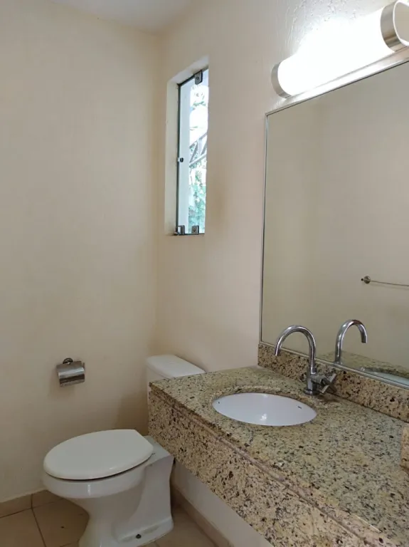 VENDO CASA EN CONDOMINIO CERRADO ZONA LUQUE RAKIURA AEROPUERTO. — foto 3