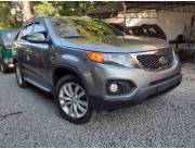 VENDO KIA SORENTO REC IMPORT MODELO 2011 - ANTAR AUTOMOTORES