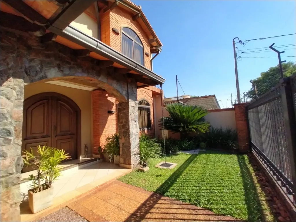 REMATO HERMOSA RESIDENCIA EN ASUNCION, BARRIO SAN PABLO. Y5432. — foto 2