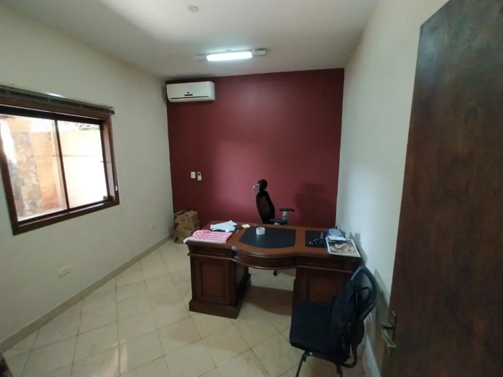 REMATO HERMOSA RESIDENCIA EN ASUNCION, BARRIO SAN PABLO. Y5432. — foto 3