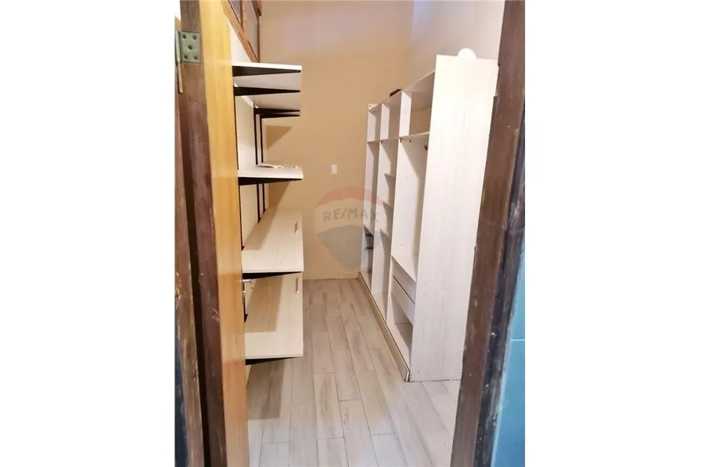 Casa moderna de 4 dormitorios recientemente reformada en Lambaré — foto 2