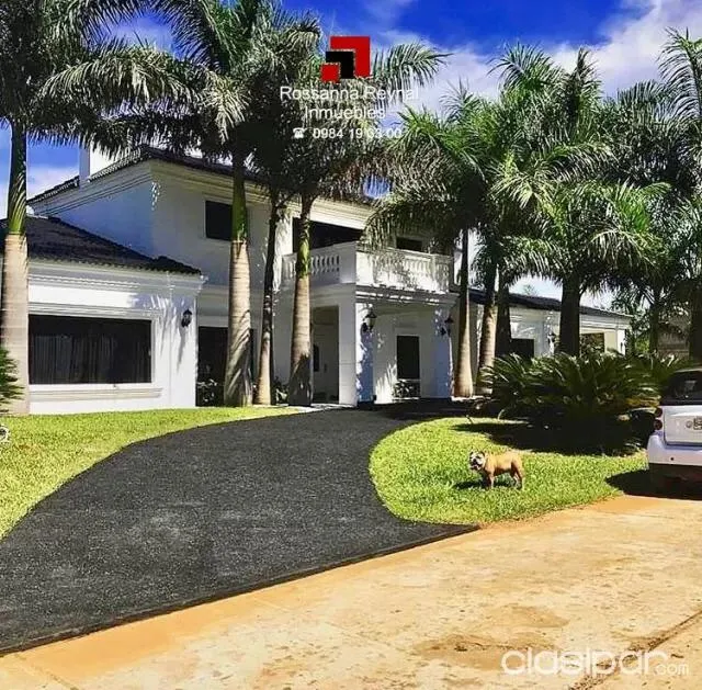VENDO ESPECTACULAR RESIDENCIA EN BARRIO CERRADO, ZONA AEROPUERTO!!! — foto 2