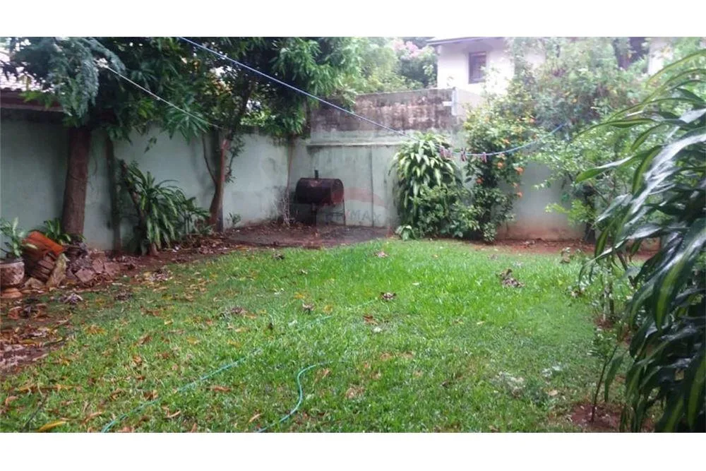 En Venta Hermosa Casa sobre Denis Roa en privilegiada ubicación — foto 2