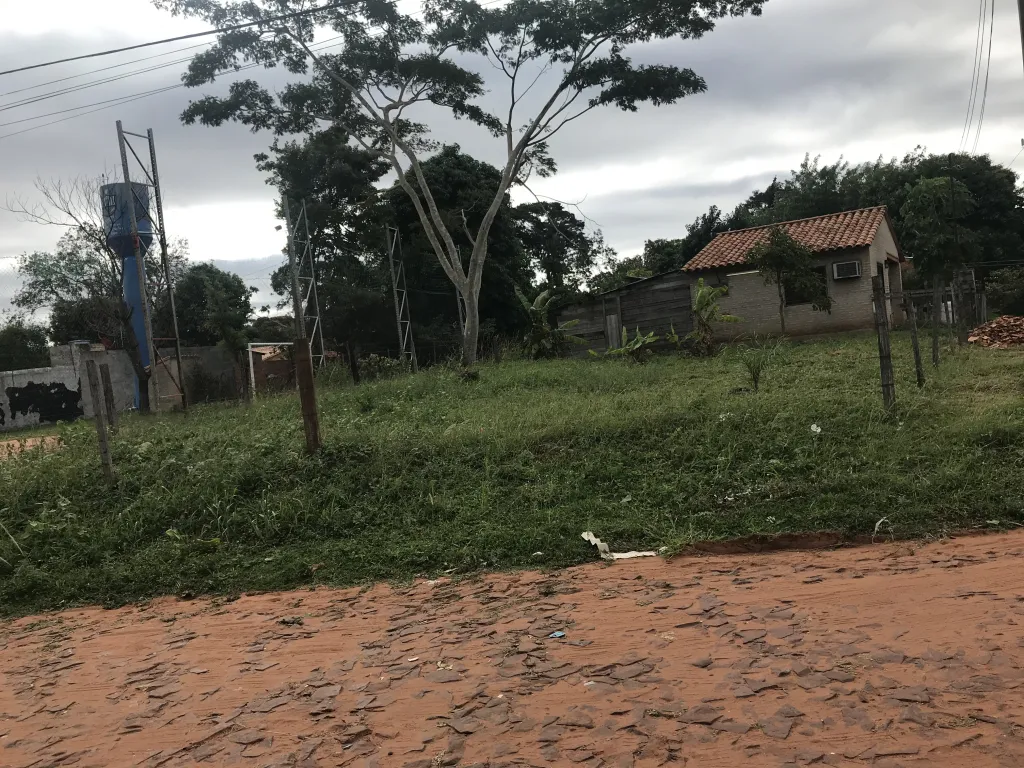 Vendo casa y amplio patio. — foto 3