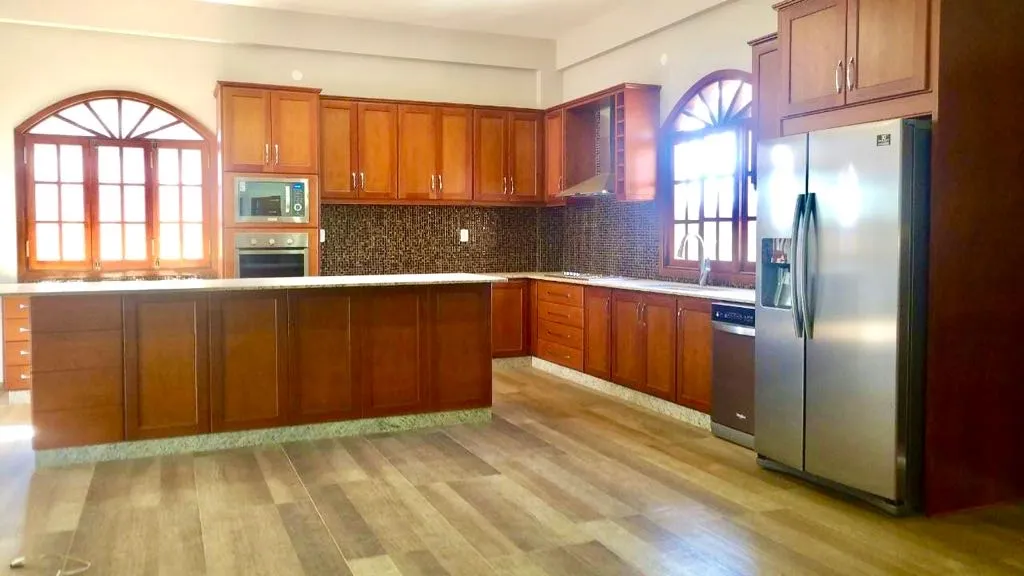 VENDO LUJOSA MANSIÓN A ESTRENAR EN CONDOMINIO TERRA NOVA — foto 2