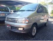 VENDO TOYOTA NOAH DIESEL - REC IMPORT - PASAJERO - FULL EQUIPO - ANTAR AUTOMOTORES !