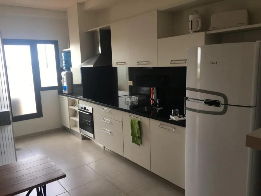 ALQUILO DEPTO TIPO DUPLEX AMOBLADO - CPISCINA - DOS DORMITORIOS CÁ DE SERV EN YCUA SATI — foto 3
