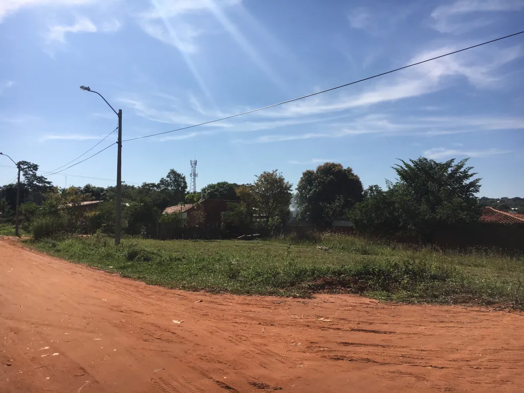 Hermoso Terreno en Villa Elisa, en Esquina, Especial para Fina Residencia — foto 3