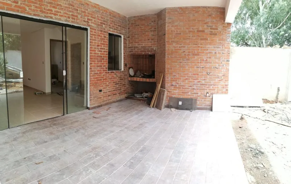 VENDO DÚPLEX LUQUE, ZONA AEROPUERTO — foto 3