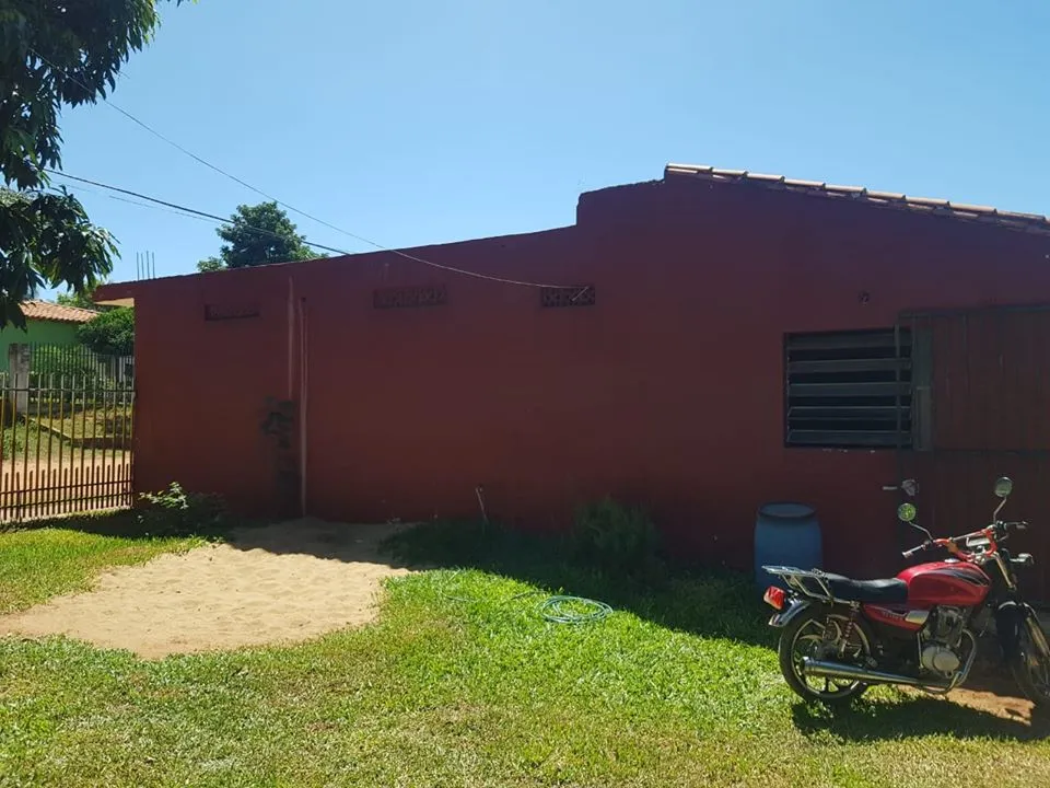 CASA con Salón Comercial en LIMPIO — foto 2